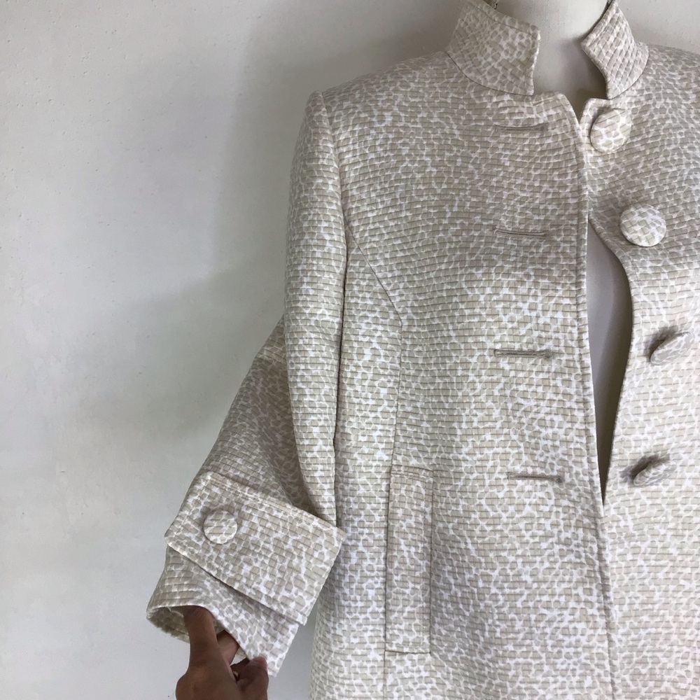 ISABELLA DEMARCO WOMEN ELEGANT CLASSY BRIDGET JUBILEE CREAM TAN JACKET SIZE 8 - Picture 3 of 7